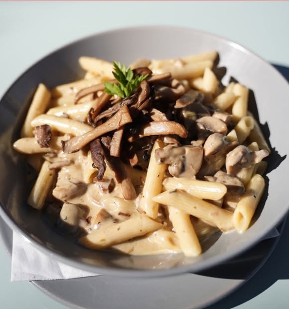 Mushroom creamy pasta