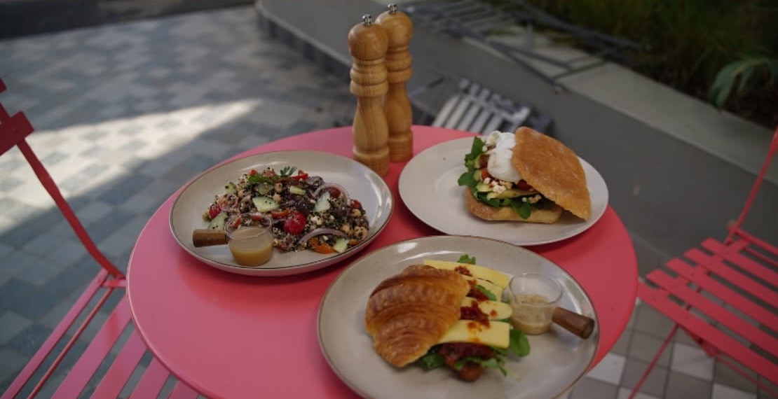 Lunch on the outdoor tables at the Bakehouse Cafe